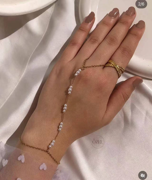 Clora Pearl Hand Chain – Premium Stainless Steel Hand Jewelry