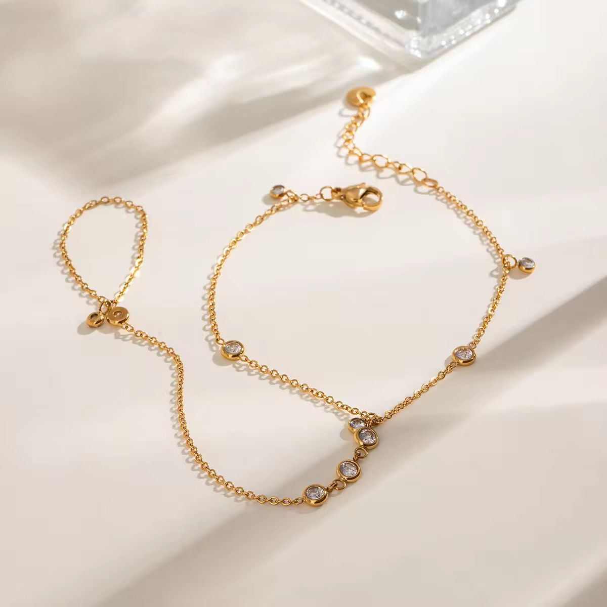 Triply Hand Chain – Premium Stainless Steel Hand Jewelry