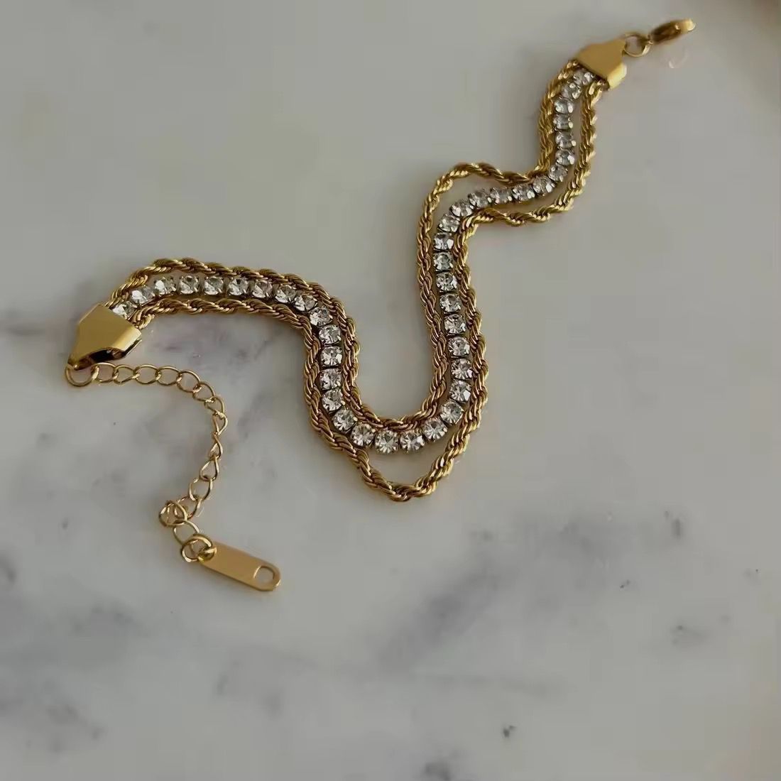 Berry Chain Bracelet – Premium Stainless Steel Bracelet